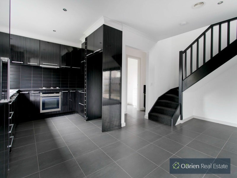 1/10 Bloomfield Road, Noble Park VIC 3174