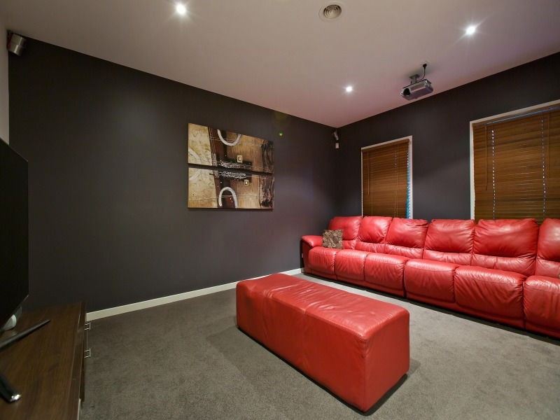 6 O’Hara Court, Sandhurst VIC 3977