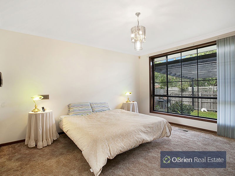 33 Armistan Crescent, Chelsea Heights VIC 3196