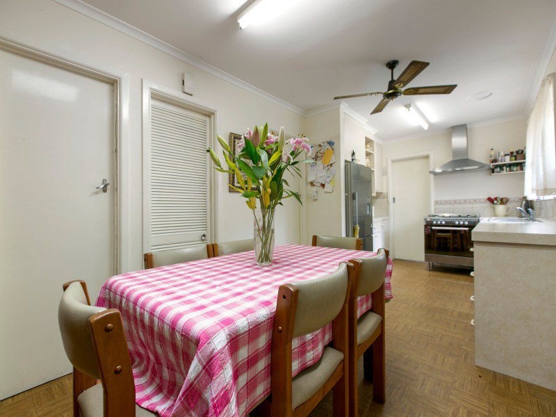55a Swan Walk, Chelsea VIC 3196