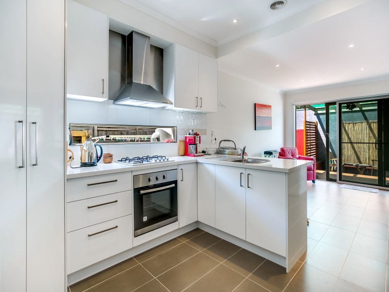 15 Alleyne Avenue, Bonbeach VIC 3196