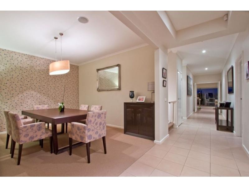 11 Feathery Grove, Sandhurst VIC 3977