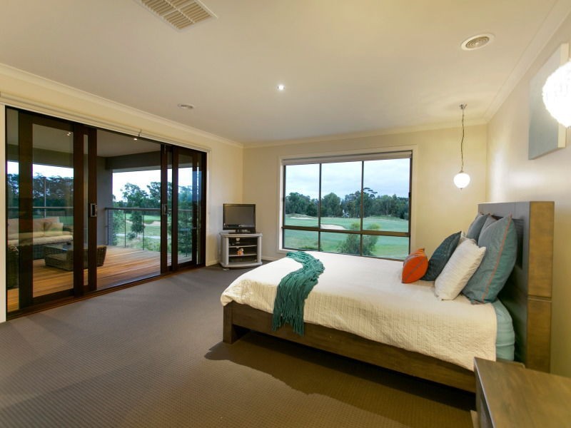 244 Sandhurst Boulevard, Sandhurst VIC 3977