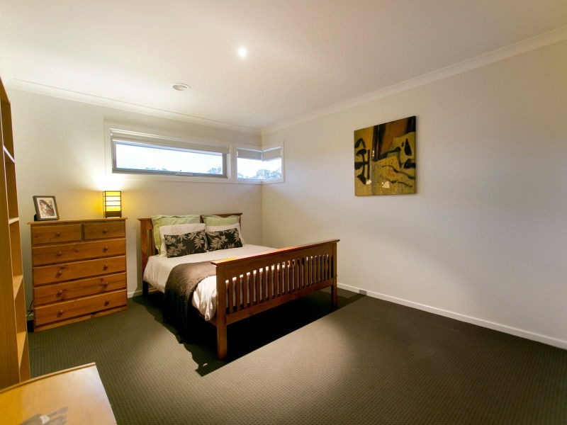 244 Sandhurst Boulevard, Sandhurst VIC 3977