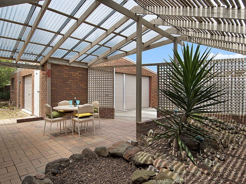 4 Kestrel Court, Carrum Downs VIC 3201