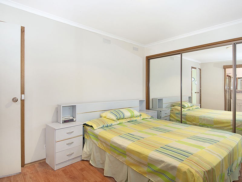 4 Kestrel Court, Carrum Downs VIC 3201