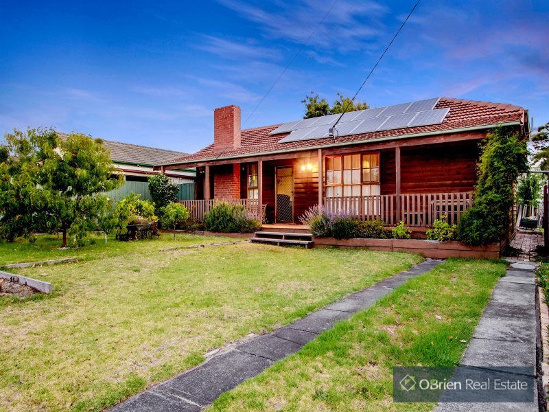 18 Crown Road, Bonbeach VIC 3196