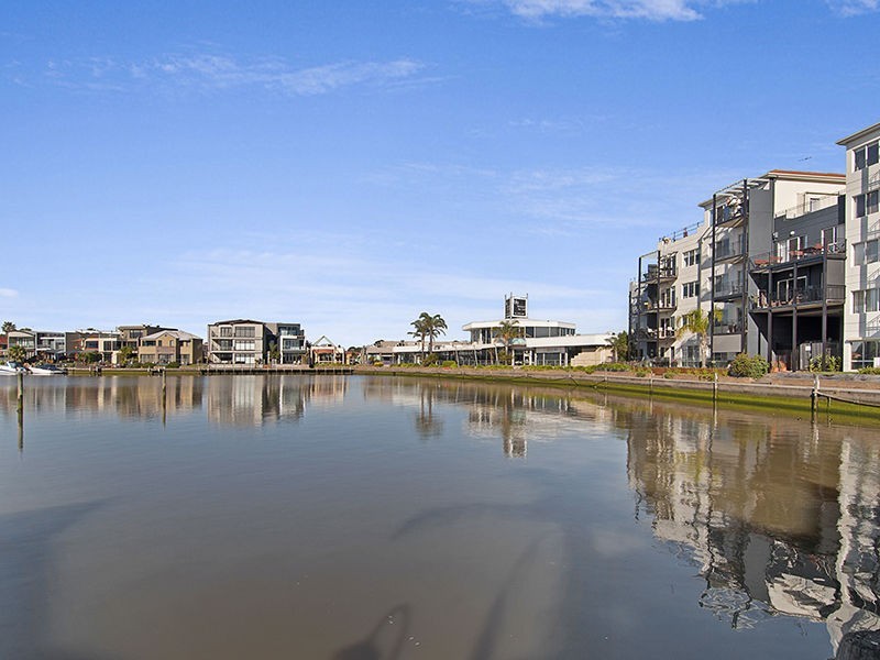 50/5 Thompson Road, Patterson Lakes VIC 3197