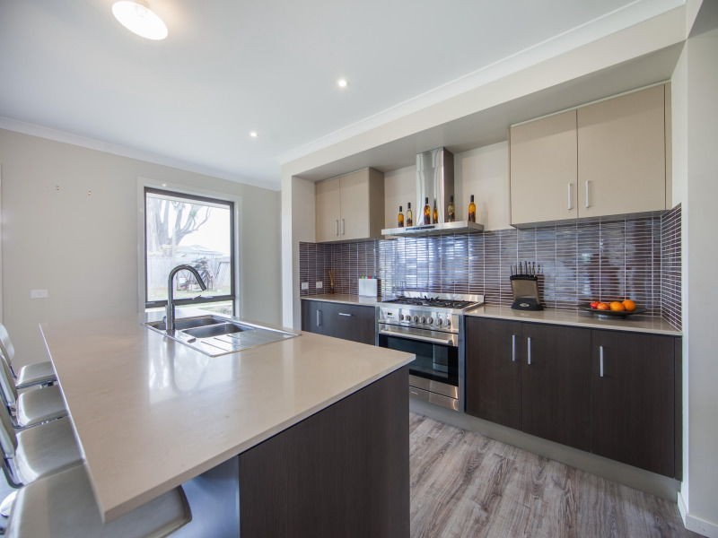 3 Clarence Court, Sandhurst VIC 3977