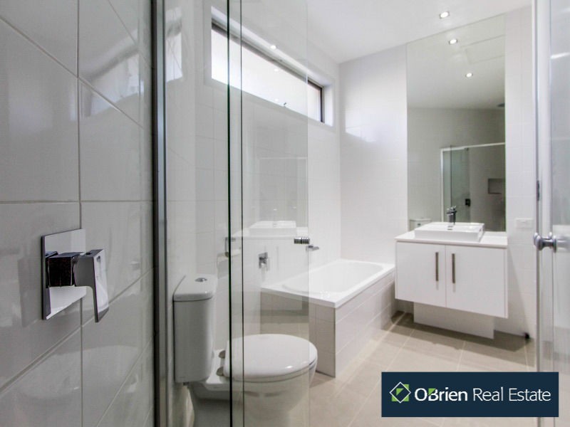 4/54 Golden Avenue, Bonbeach VIC 3196