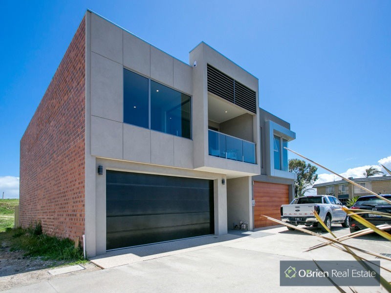 13 Marine Drive, Patterson Lakes VIC 3197