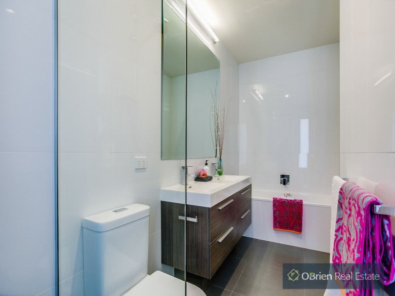 13 Marine Drive, Patterson Lakes VIC 3197