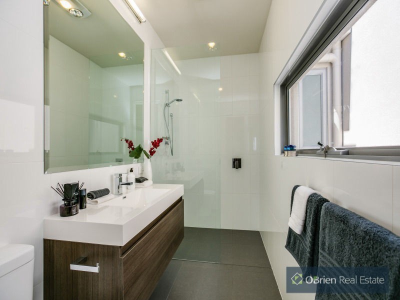 13 Marine Drive, Patterson Lakes VIC 3197