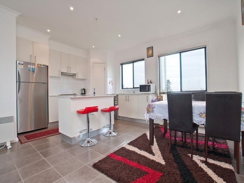 25/27-29 Golden Grove, Springvale South VIC 3172