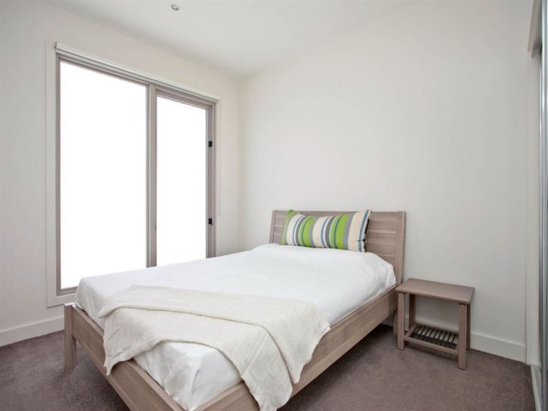 2/5 Lord Weaver Grove, Bonbeach VIC 3196