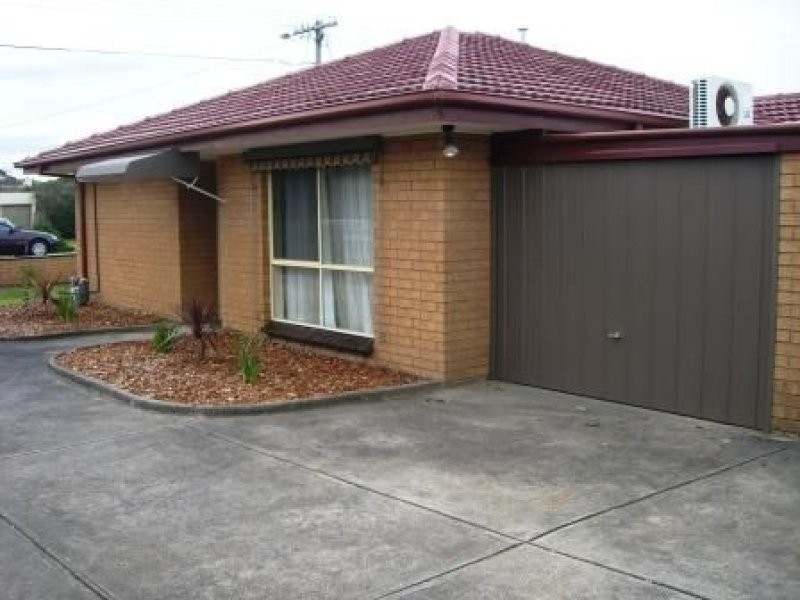 Unit 1/14 Embankment Grove, Chelsea VIC 3196