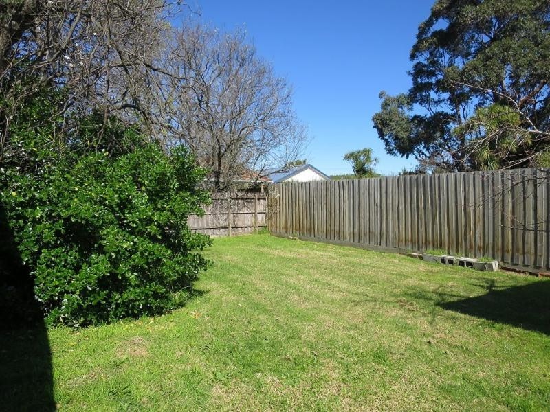 18 Robinsons Road, Seaford VIC 3198