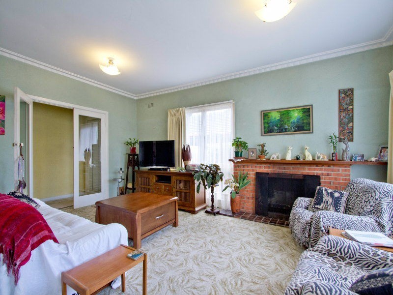 11 Davie Avenue, Cheltenham VIC 3192