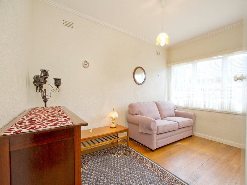 11 Davie Avenue, Cheltenham VIC 3192