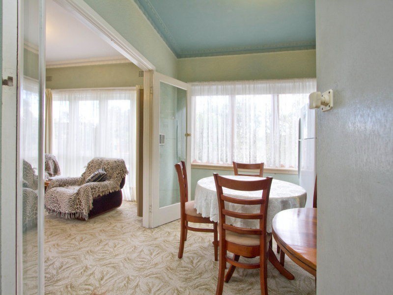 11 Davie Avenue, Cheltenham VIC 3192