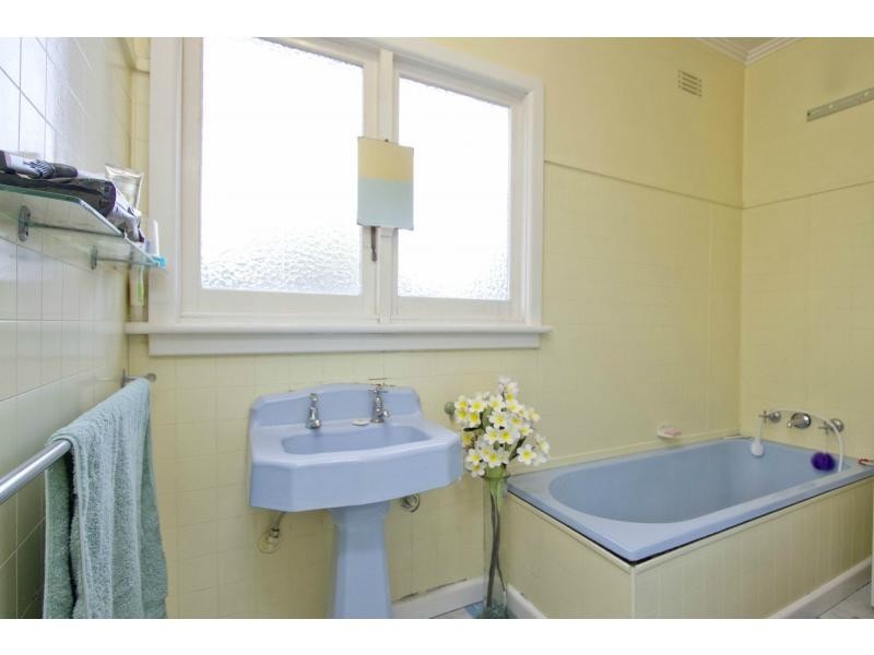 11 Davie Avenue, Cheltenham VIC 3192