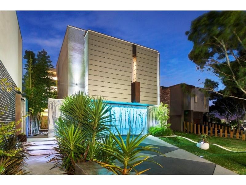 16 Lara Place, Patterson Lakes VIC 3197