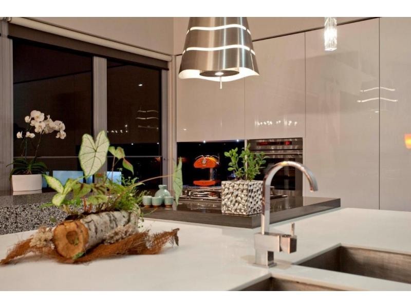 16 Lara Place, Patterson Lakes VIC 3197