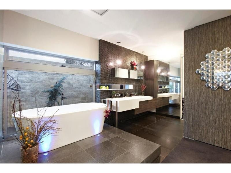 16 Lara Place, Patterson Lakes VIC 3197