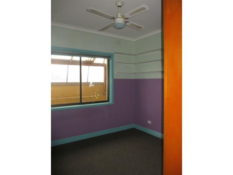 110 Railway Parade, Seaford VIC 3198