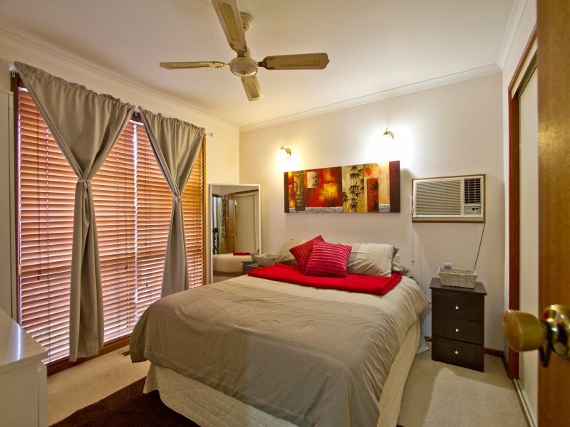 62 Bayside Avenue, Edithvale VIC 3196