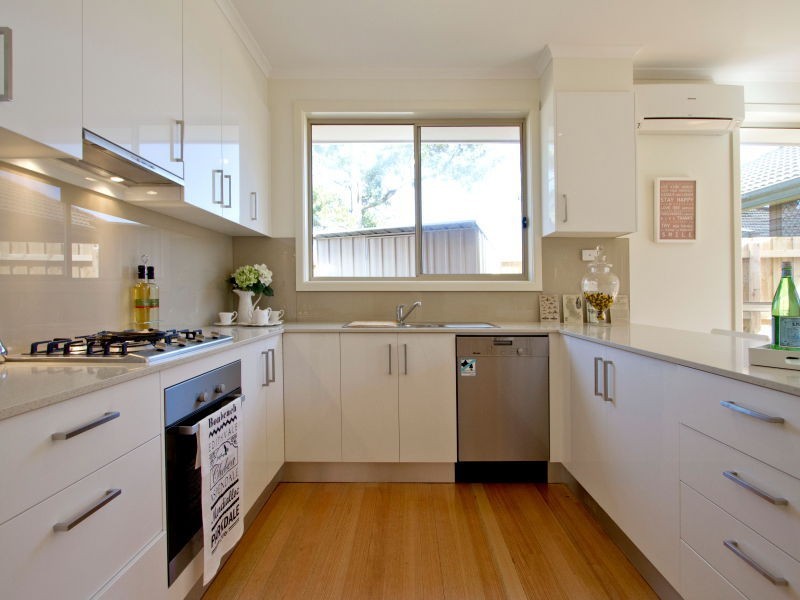 2 Toulon Court, Bonbeach VIC 3196