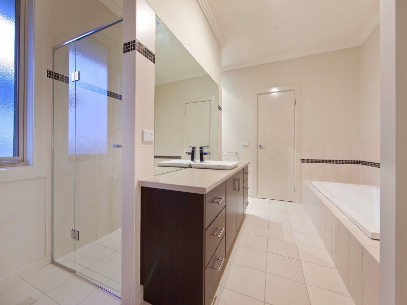 4 Banks Court, Sandhurst VIC 3977