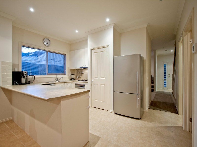 1/64 Broadway, Bonbeach VIC 3196