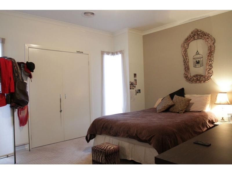 6 Park Avenue, Mornington VIC 3931