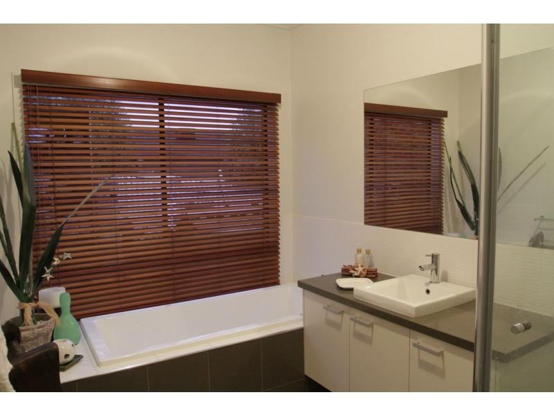 6 Park Avenue, Mornington VIC 3931