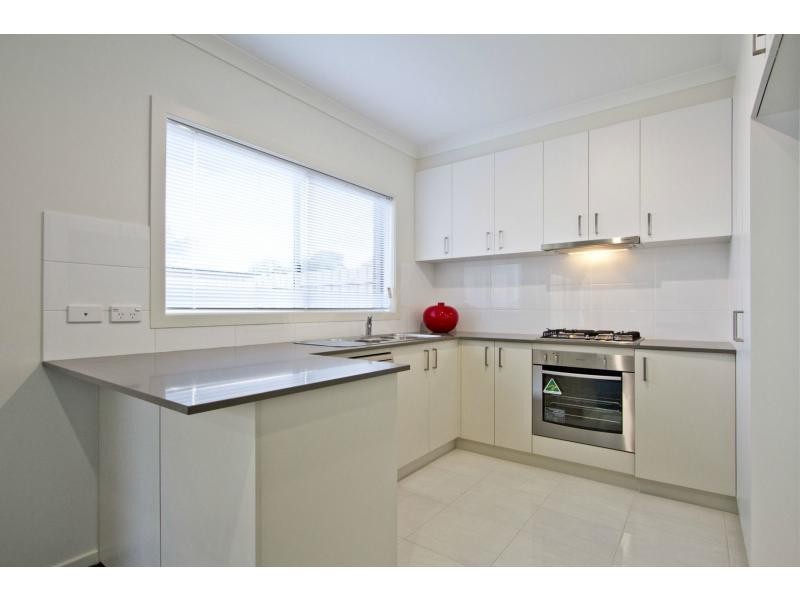 2/19 Robin Drive, Carrum Downs VIC 3201