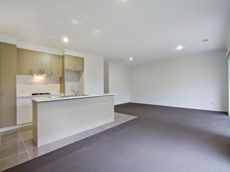 10/19 Robin Drive, Carrum Downs VIC 3201