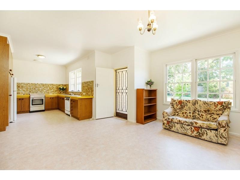 10 Parnell Street, Cheltenham VIC 3192