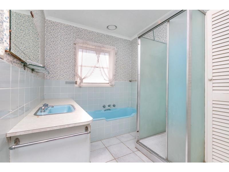 354 Warrigal Road, Cheltenham VIC 3192