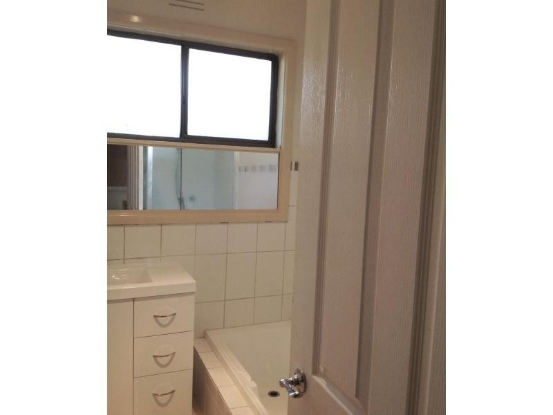 273 Warrigal Road, Cheltenham VIC 3192