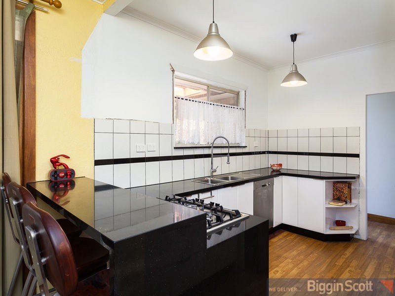 146 Warrigal Road, Mentone VIC 3194