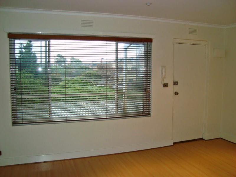 13/5 Station Street, Mentone VIC 3194