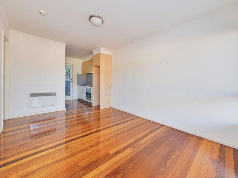 8/6 Olive Grove, Parkdale VIC 3195