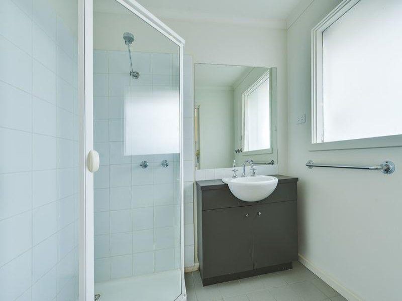 8/6 Olive Grove, Parkdale VIC 3195