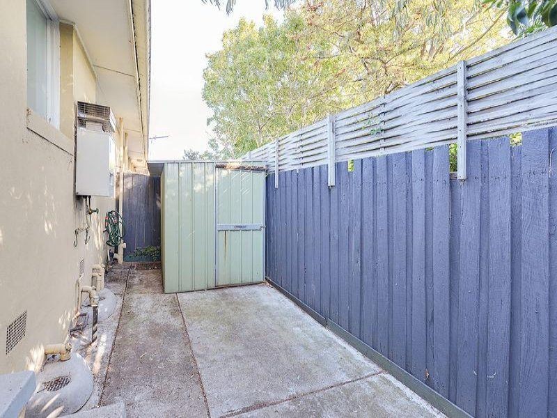 8/6 Olive Grove, Parkdale VIC 3195