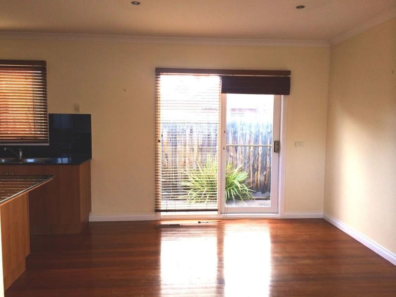 2/130 Collins Street, Mentone VIC 3194