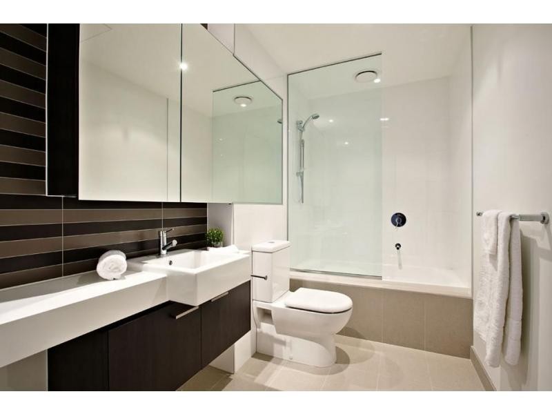 12/18 Warleigh Grove, Brighton VIC 3186