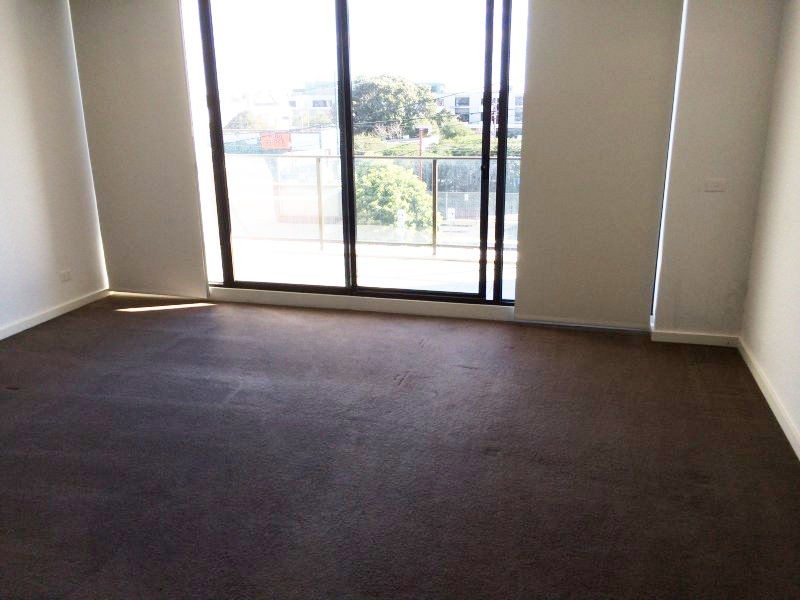 12/18 Warleigh Grove, Brighton VIC 3186