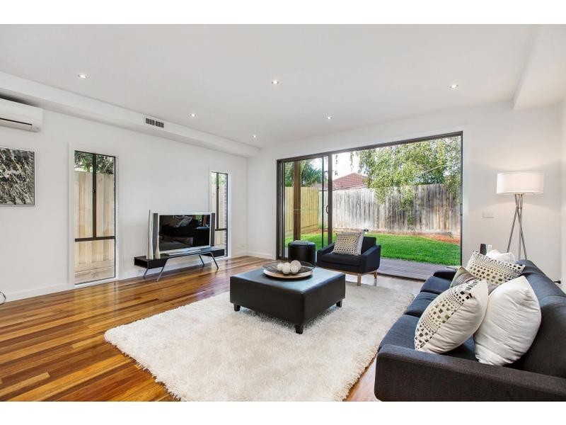 9A Hoffman Street, Cheltenham VIC 3192