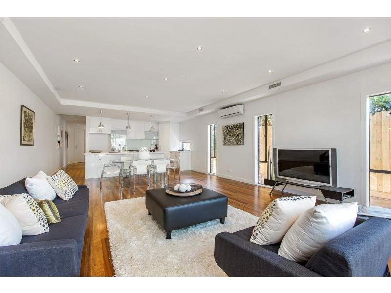 9A Hoffman Street, Cheltenham VIC 3192